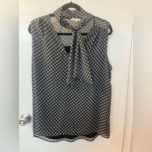 Pleione Ditsy Floral Tie Neck Chiffon Sleeveless Blouse EUC Size Medium